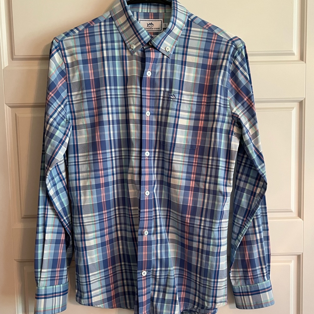 Southern Tide Plaid Button down Boys XL (16)